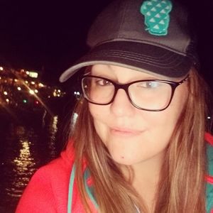 Meet your Posher, Maite